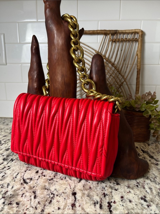 Montana West Handbags - Montana West Red Quilted Shoulder Bag with Gold Chain